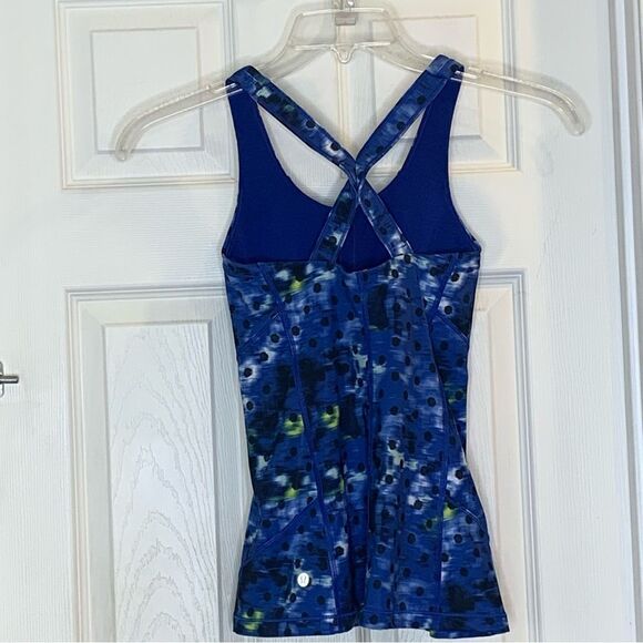 Lululemon Kanto Catch Me Tank Windy Blooms Saphire Blue Multi / Naval Blue SZ 2 - Picture 2 of 11